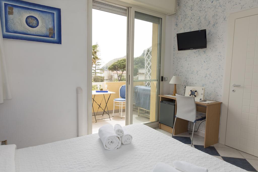 Lewis Rooms Poetto Beach Cagliari Exterior photo